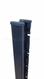 Poteau à encoches en "H" à sceller pour grillage rigide